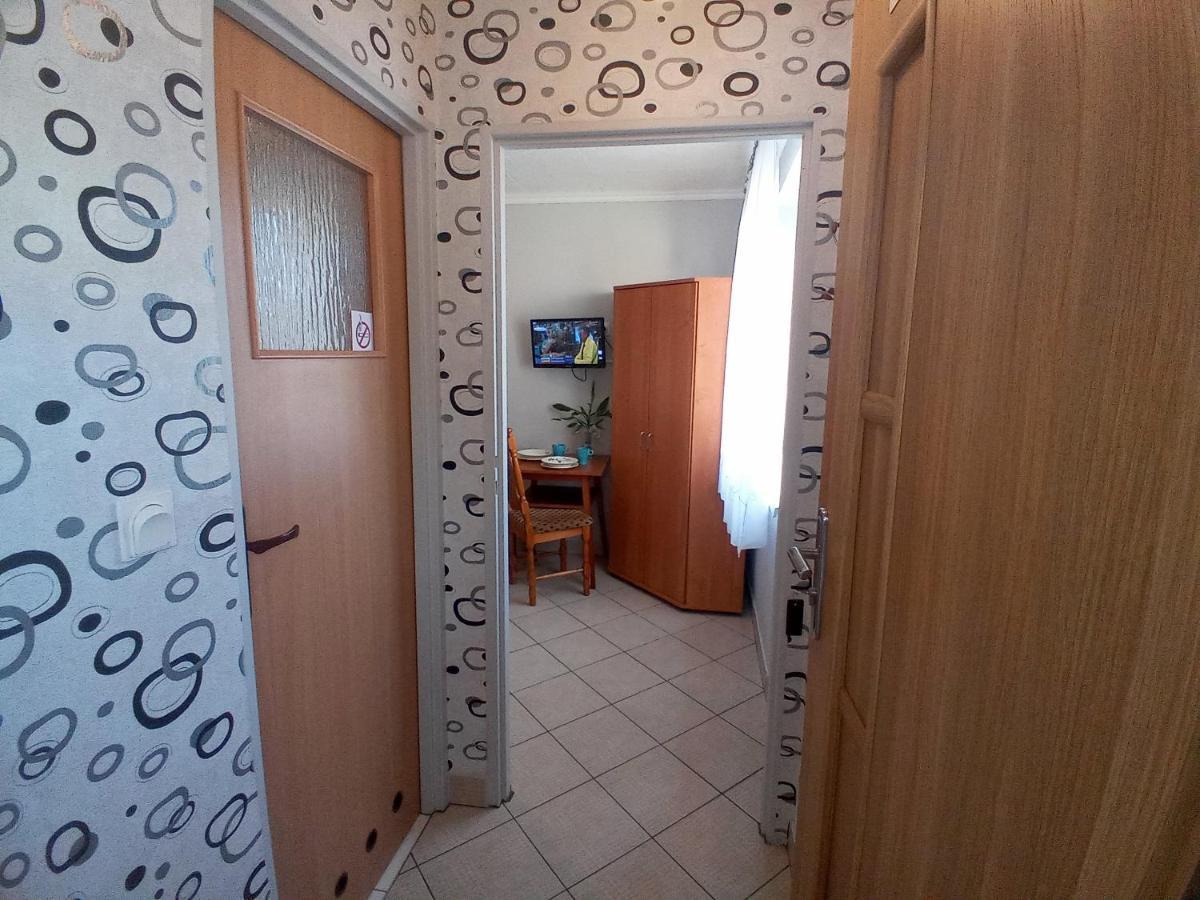 Pokoje Goscinne Akacja Resko Dzwirzyno Exterior photo
